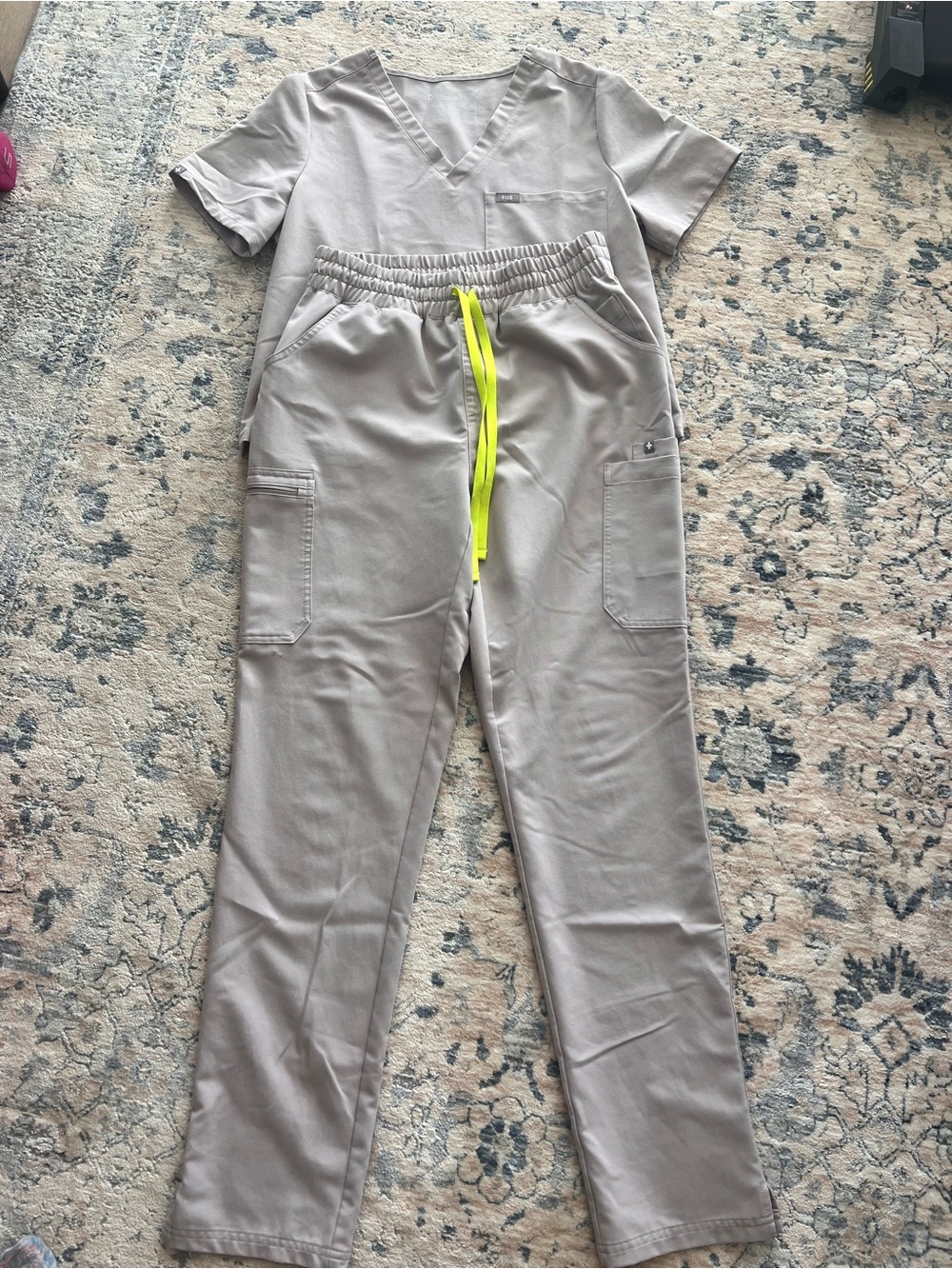 Women’s Figs “Casma” scrub top and “Yola” scrub pants